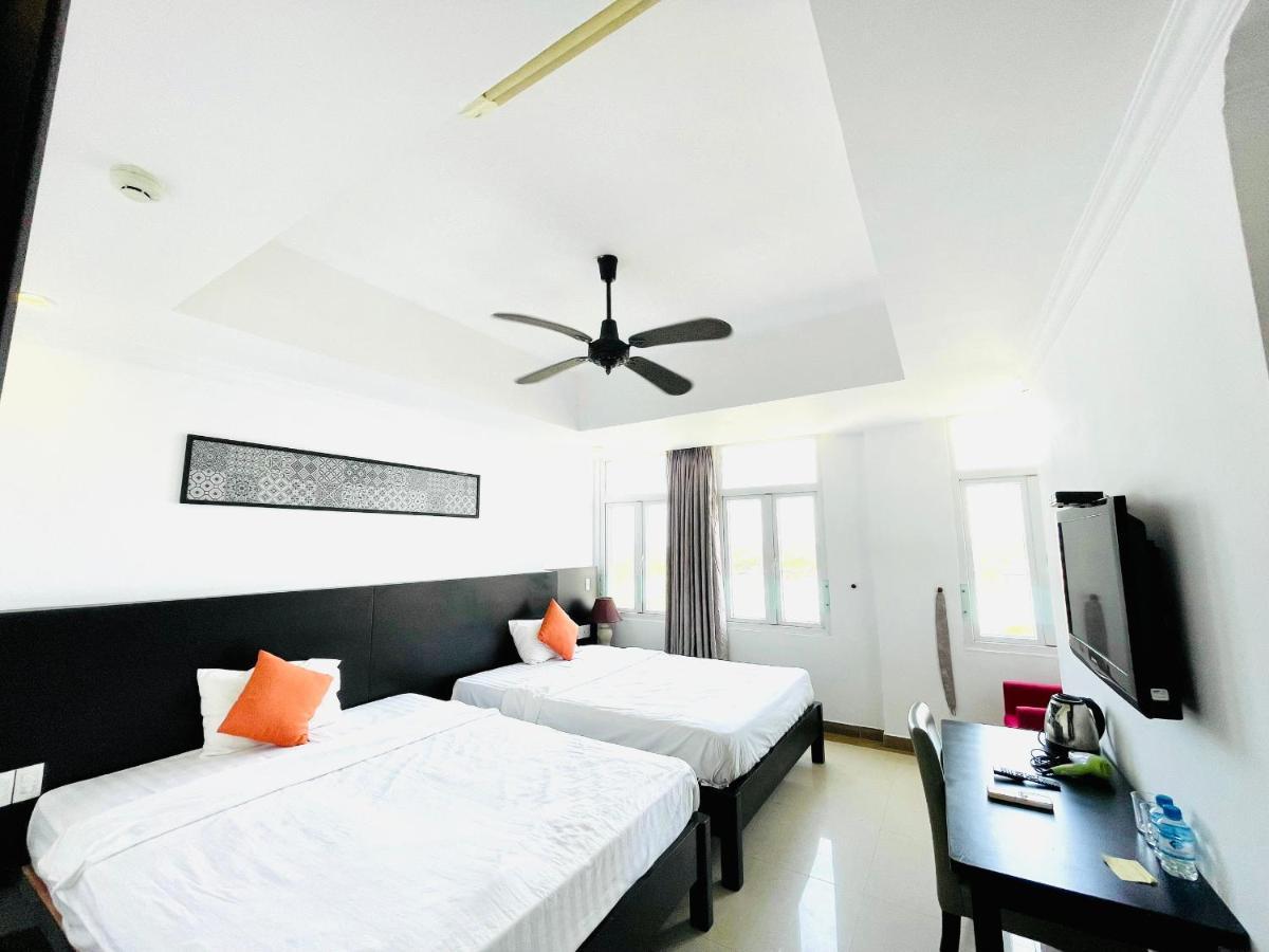 Queen Palace Hotel Da Nang Buitenkant foto