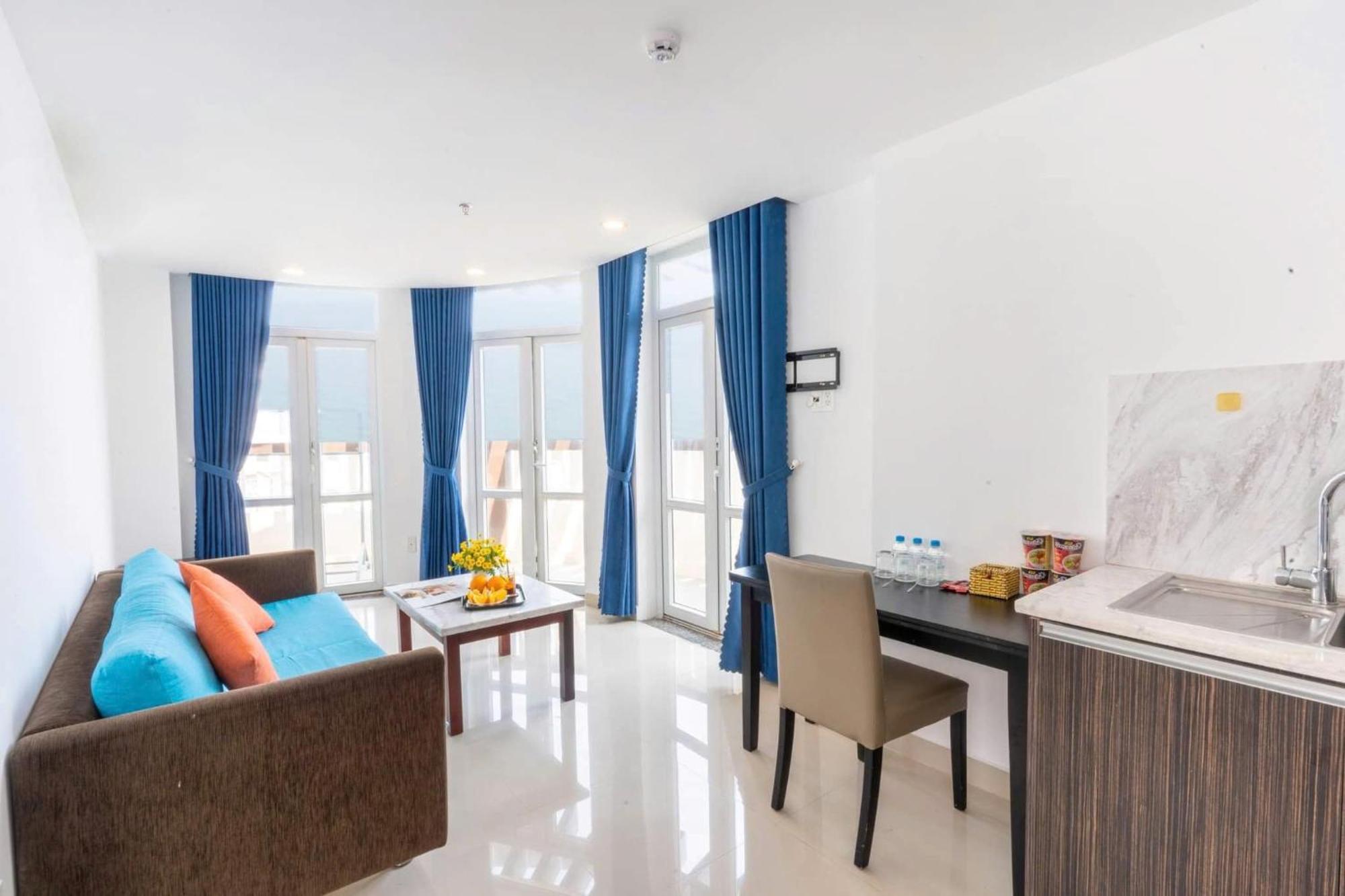 Queen Palace Hotel Da Nang Buitenkant foto